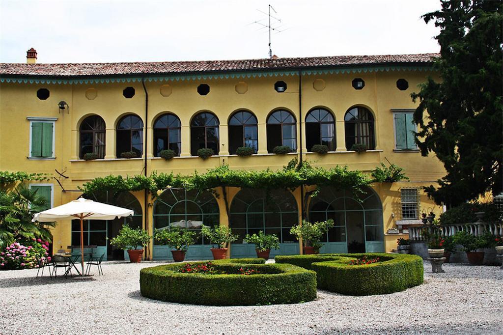 Villa Avesani Pastrengo Exterior photo